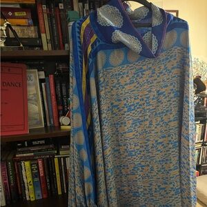 Elegant Blue and Gold Maxi Dress